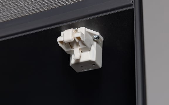 キッチン吊戸棚耐震ラッチ