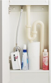 手洗器下の収納