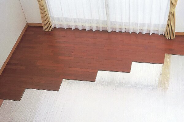 ガス温水床暖房システム