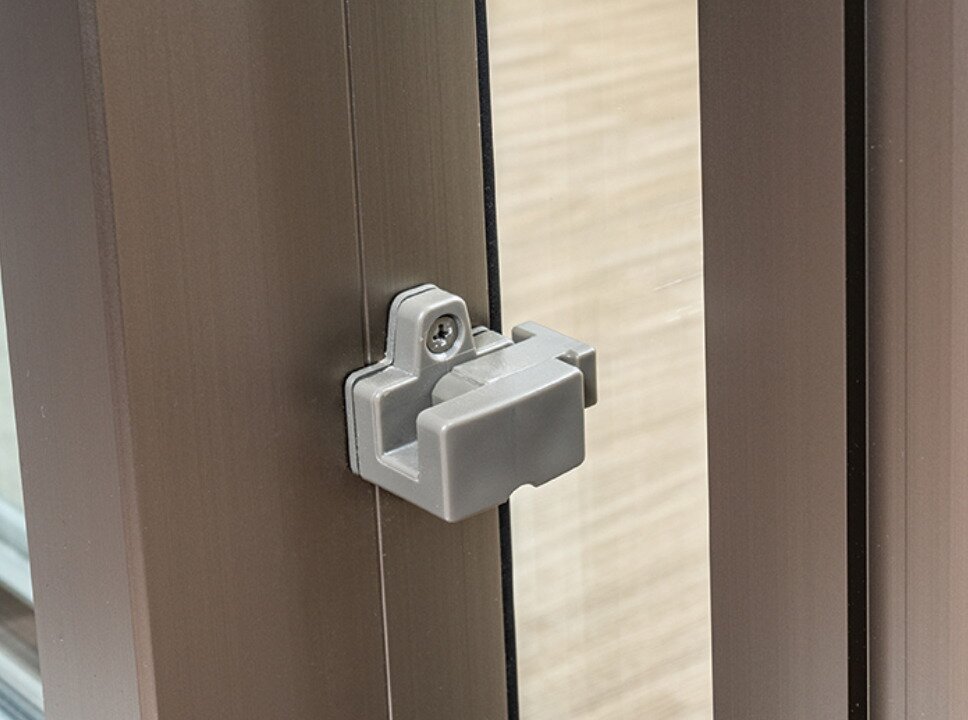 指挟み防止ストッパー