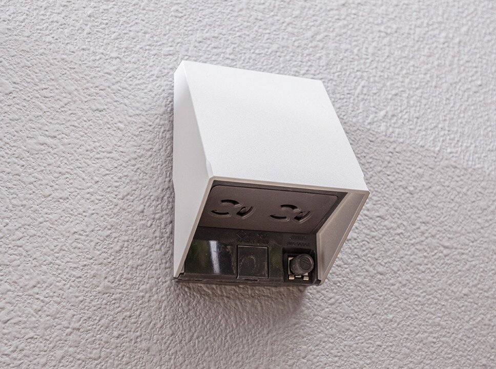 防雨型コンセント（OPTION）