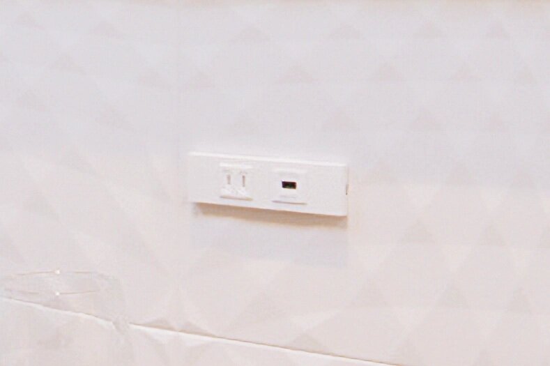 キッチンの腰壁にUSBコンセント