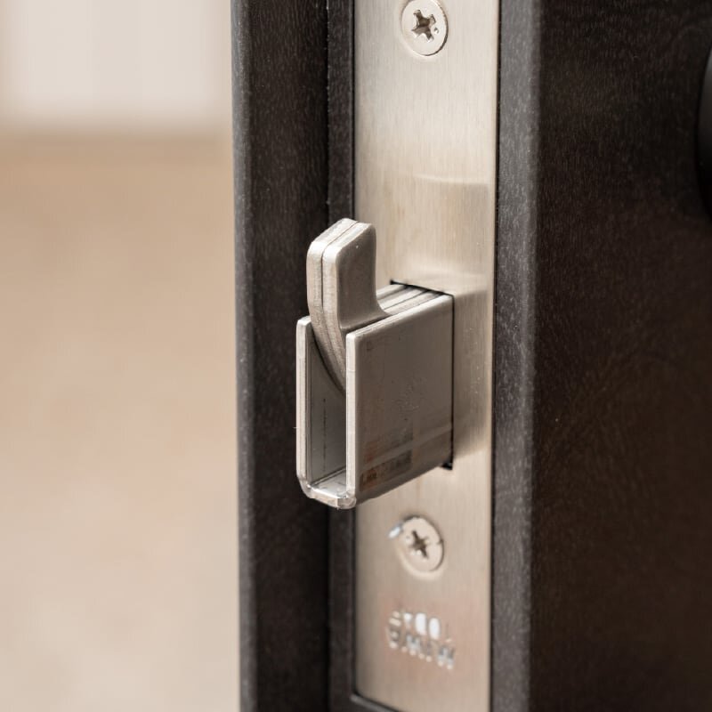 鎌状デッドボルト