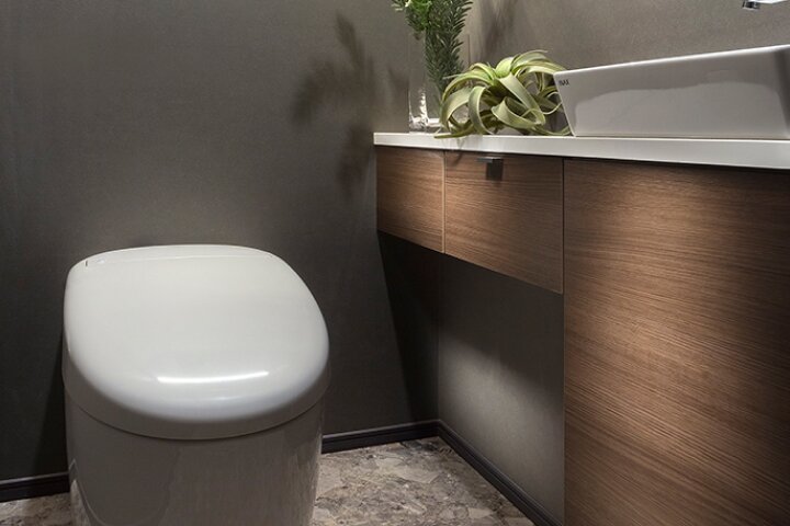 タンクレストイレ