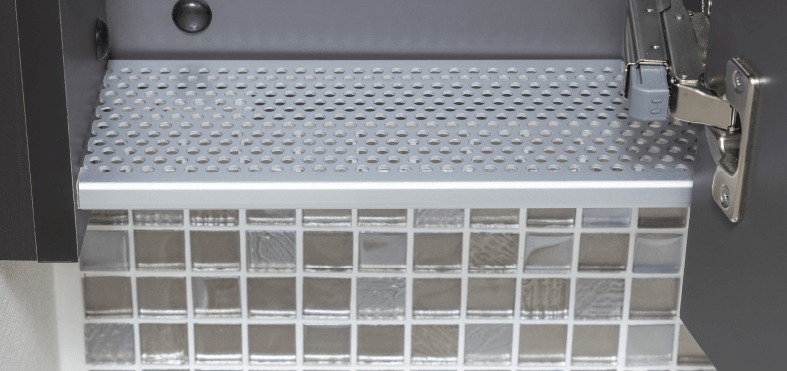 アルミパンチング棚板