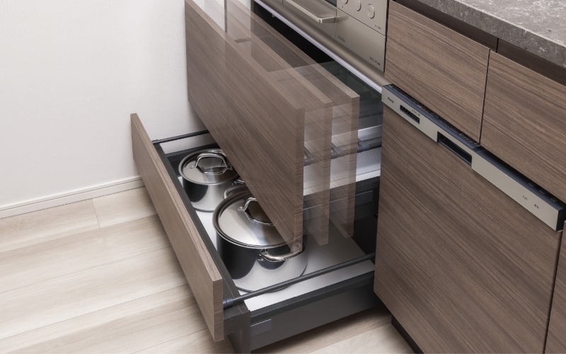 巾木スライド収納