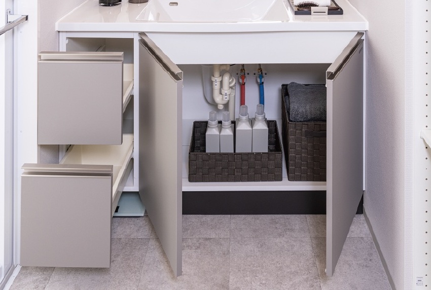 洗面化粧台下部収納