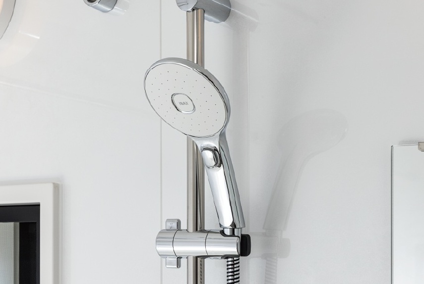 ワンストップ機能付シャワー（バスルーム）