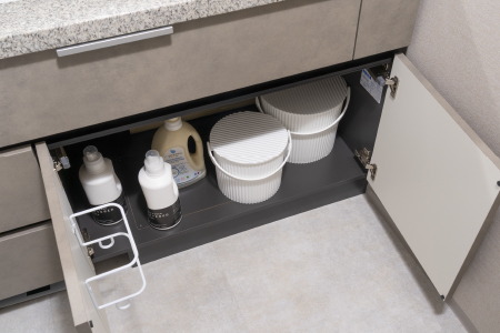カウンター下収納