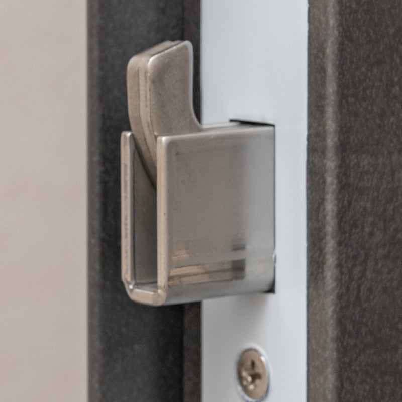 鎌状デッドボルト