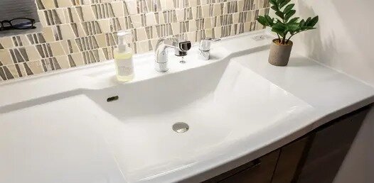 人造大理石天板・ボウル一体型カウンター