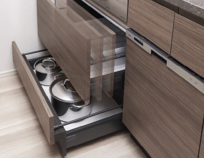 巾木スライド収納