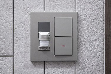 人感センサー付玄関照明