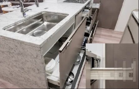 キッチンキャビネット
（ソフトクローズ機能付）