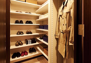 シューズスルークローゼット