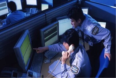 セコムによる24時間体制のセキュリティシステム