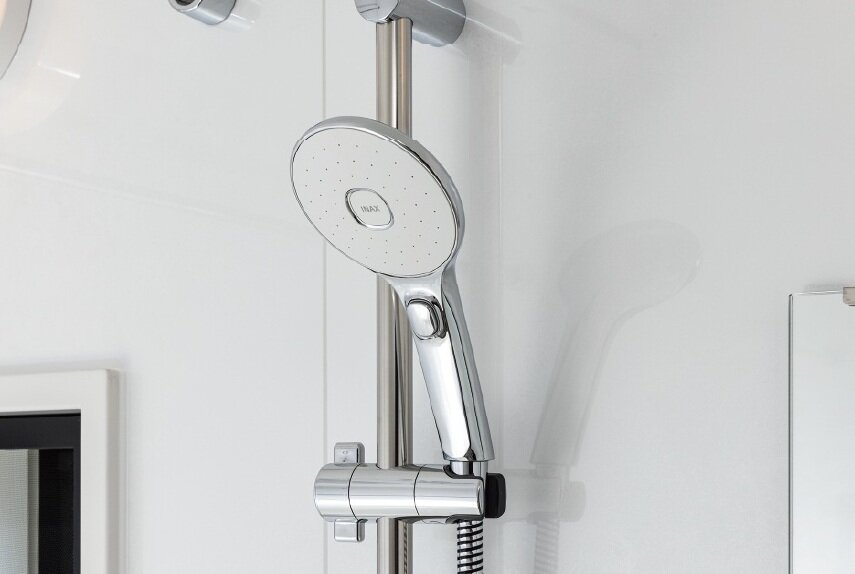 ワンストップ機能付シャワー（バスルーム）