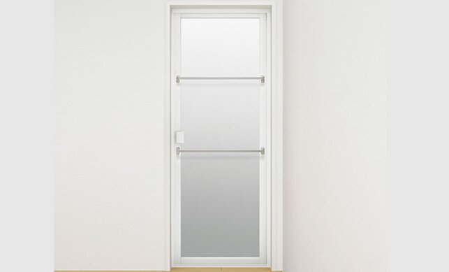 ドア外タオル掛（2箇所）