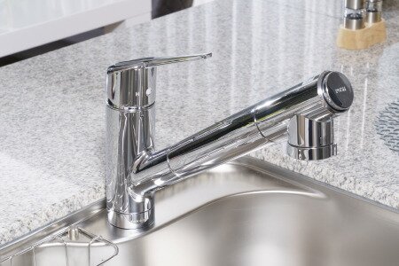 浄水器一体型ハンドシャワー水栓