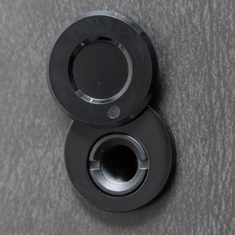 ふた付ドアアイ