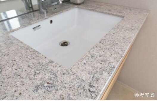 フィオレストーンカウンター