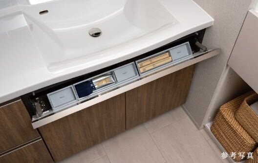 フロントポケット