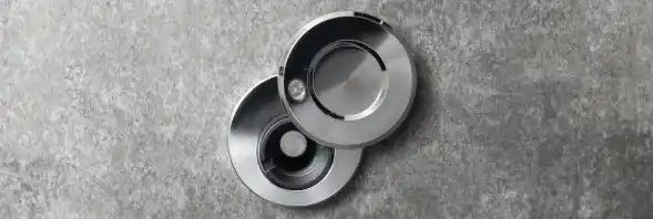 フタ付ドアスコープ