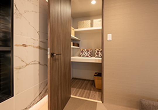 ウォークイン押入