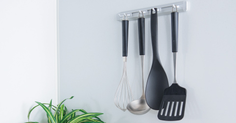 マグネット式小物掛け