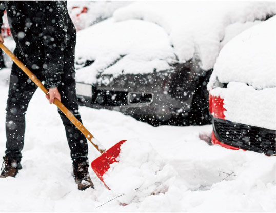 雪かきの負担を軽減するロードヒーティング