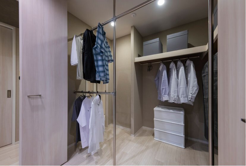 ミタスモクロゼット（2WAY動線タイプ）