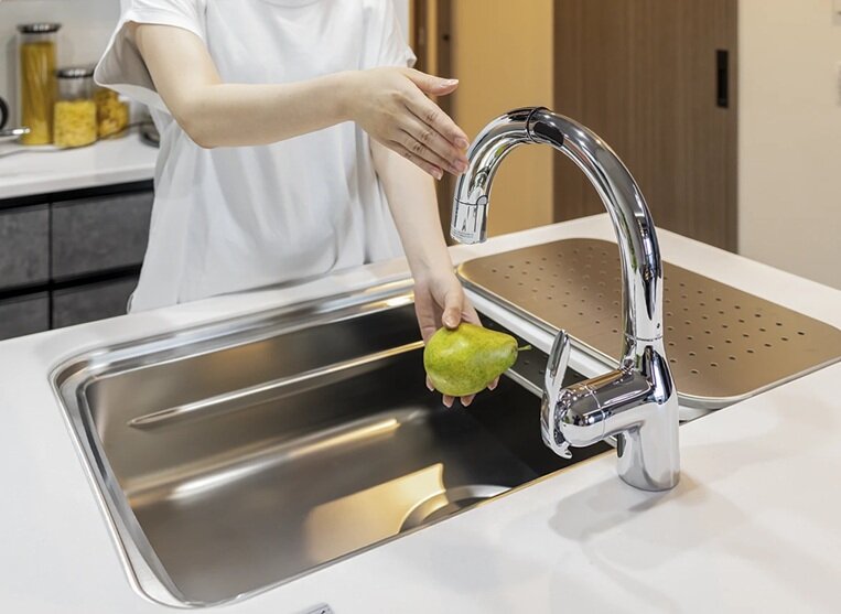 タッチレスシャワー水栓