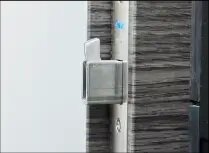 鎌デッドボルト