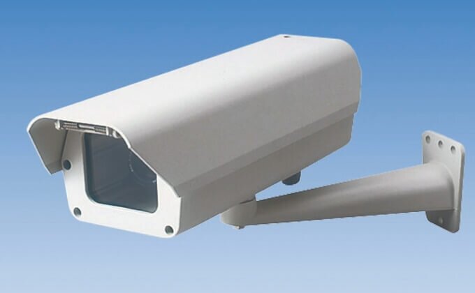 敷地内5ヵ所に防犯カメラを設置