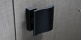プッシュプルハンドル