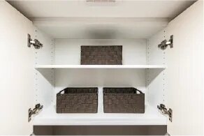 トイレ上部吊戸棚