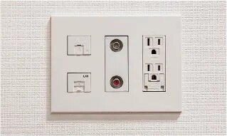 マルチメディアコンセント