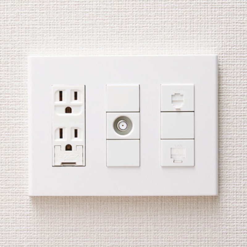 マルチメディアコンセント