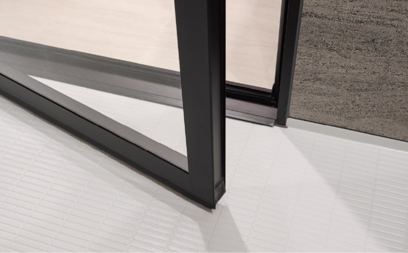 リフレイムドア