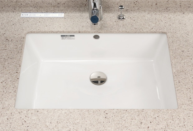 陶器製洗面ボウル