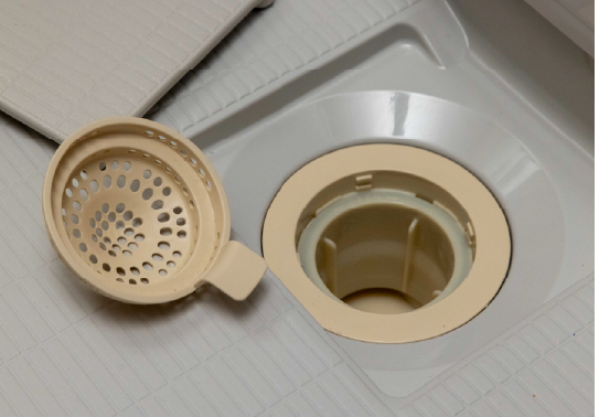 手軽にお手入れできる排水口