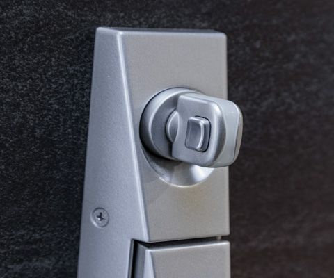 防犯仕様のサムターン