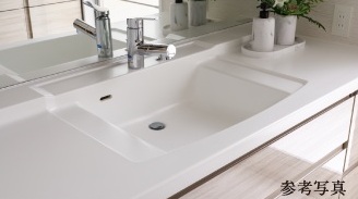 ウェットスペース付
人造大理石ワイドカウンター