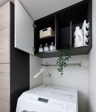 洗濯機パン上部吊収納