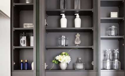 鏡裏収納付き三面鏡