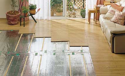 ガス温水床暖房