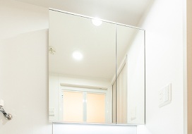 鑑裏収納スペース