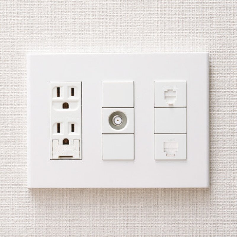 マルチメディアコンセント