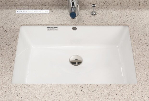 陶器製洗面ボウル