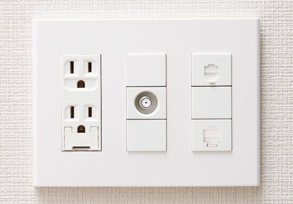 マルチメディアコンセント